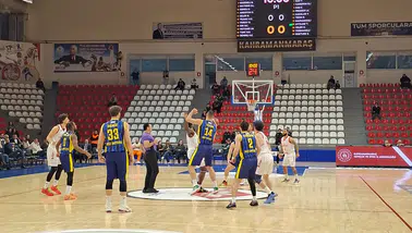 Kipaş İstiklal Basketbol İlk Çeyreği Önde Tamamladı