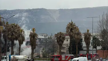 Arsan Kavşağı civarında bir iş yerinde yangın çıktı