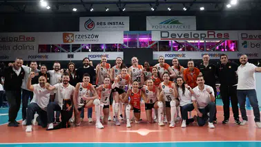 Eczacıbaşı Dynavit, CEV Şampiyonlar Ligi Dörtlü Finali’ne Yükseldi!