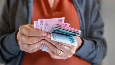 Emekli Maaşı Ve İkramiyelerde Ödeme Takvimi Açıklandı