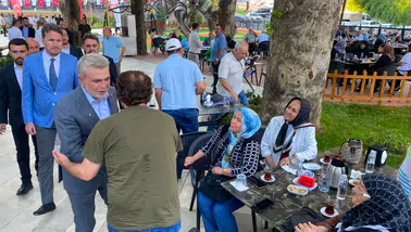 Dulkadiroğlu Pınarbaşı'nda Çınaraltı Çay Bahçesi Açıldı