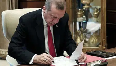 Cumhurbaşkanı Erdoğan'dan YÖK ve rektör atamaları... 8 üniversiteye yeni rektör