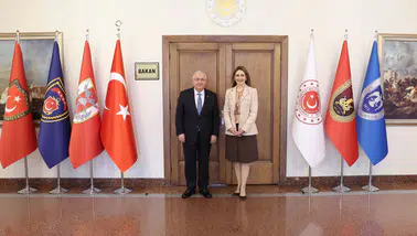 Zuhal Karakoç’tan Bakan Güler’e Kritik Ziyaret