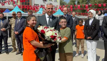 İlk Ders Ziliyle Birlikte Vali Ünlüer’den Mesaj Geldi