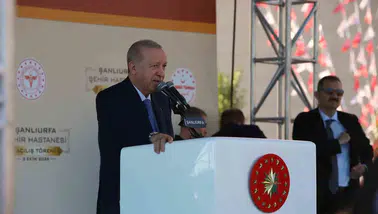 Erdoğan: "Bizler Bu Makamlarda Sizlere Hizmetkâr Olmak İçin Varız"