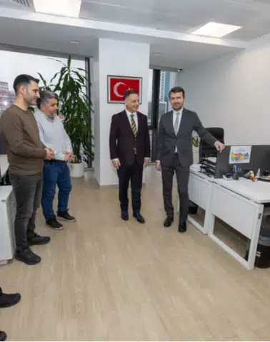 Abdulkadir Çay’dan Personelle Bayramlaşma