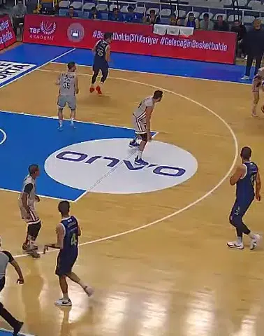 Kipaş İstiklalspor İlk Çeyreği Geride Bitirdi