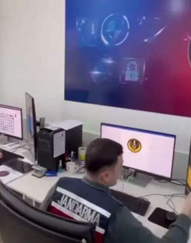 18 ilde nitelikli dolandırcılık ve bahise 118 gözaltı!