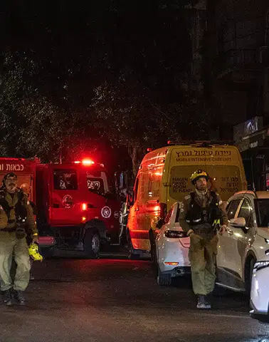 İran, İsrail’e Füze Yağdırdı: 230’dan Fazla Ölü ve Yaralı