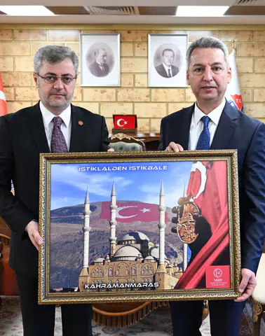 Kahramanmaraş Sütçü İmam Üniversitesi'nde tebrik maratonu devam ediyor