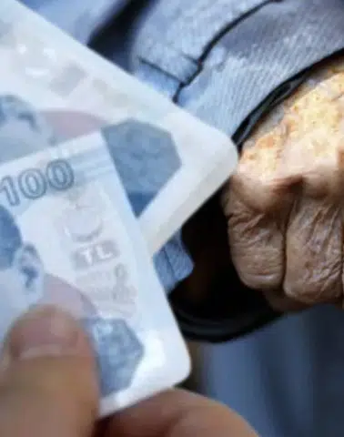 Emekliler İçin Beklenen Gün Geldi: Ödemeler Başladı