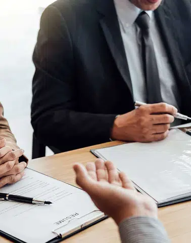 Arabuluculuk Süreci: Uzlaşma Oranı Yükseliyor, Mahkemelerdeki İş Yükü Düşüyor!