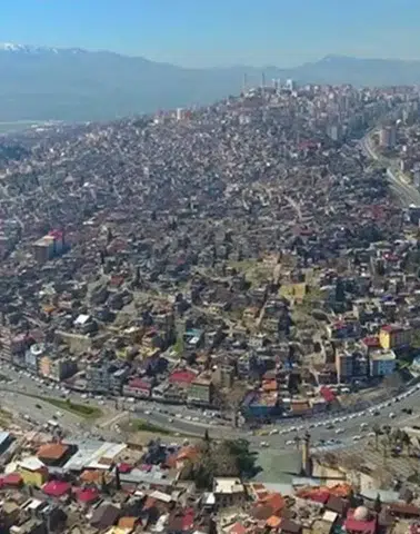 Kışın Soğuk Nefesi: Ege Kıyılarında Kuvvetli Yağış Alarmı!