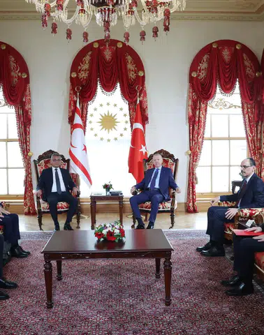 Erdoğan ve Erhürman Dolmabahçe’de Bir Araya Geldi