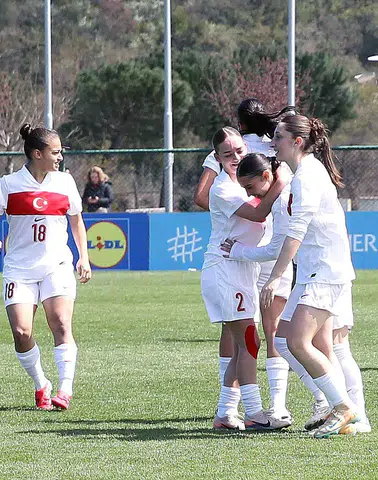 Türkiye Kadın Millî Takımı Sinop’ta Sahaya Çıkıyor