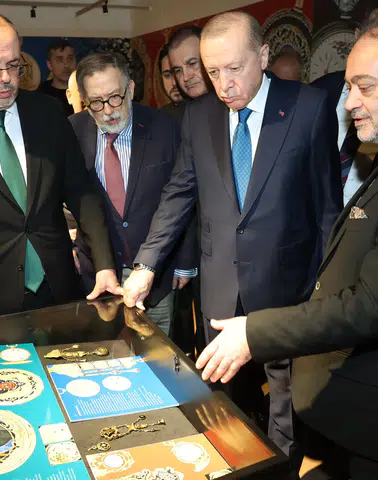 Erdoğan Nadir Saatler Sergisini Ziyaret Etti