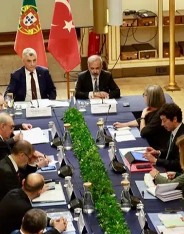 Bakan Bolat, Portekiz'de Dışişleri Bakanı Rangel ile Önemli Temaslarda Bulundu