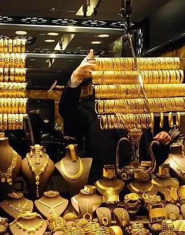 Altın Piyasasında Tarihi Dalgalanma ve Yeni Tahminler