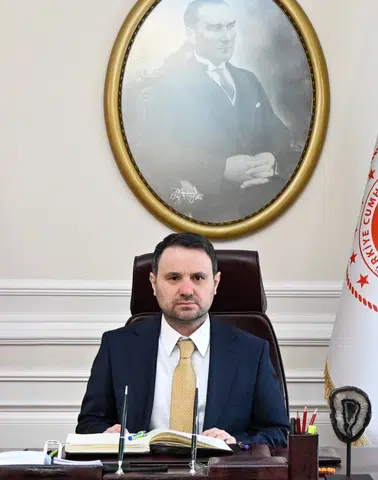 Adalet Sisteminde Önemli Yenilik: 7 Yeni Daire Başkanlığı Faaliyete Geçti!