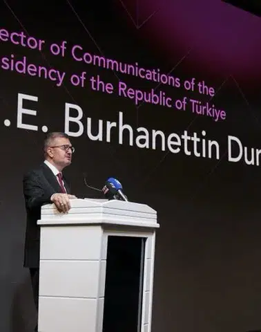 Burhanettin Duran: Dijital Savaşlara Karşı Strateji