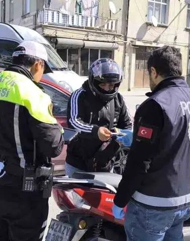 Kahramanmaraş'ta 39 Bin Kişinin Sorgulandığı Operasyonda Çok Sayıda Silah Yakalandı