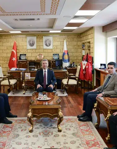 Kaymakamlardan Rektör Okumuş’a Bölgesel İş Birliği Ziyareti