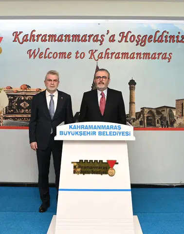 Başkan Görgel, AK Parti MKYK Üyesi Mahir Ünal'ı Ofisinde Karşıladı