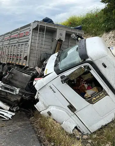 Kahramanmaraş’ta Tır Kazası: Sürücü Yaralandı
