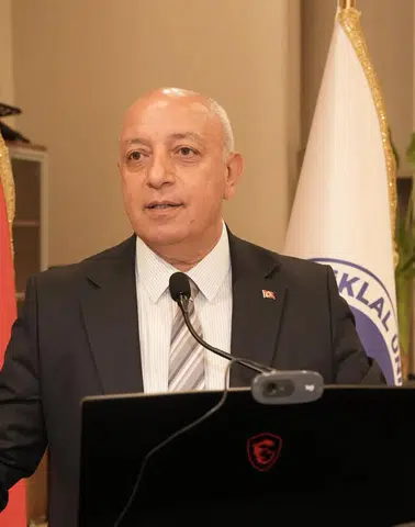 Kahramanmaraş İstiklal Üniversitesi’nde Işık Alma Heyecanı