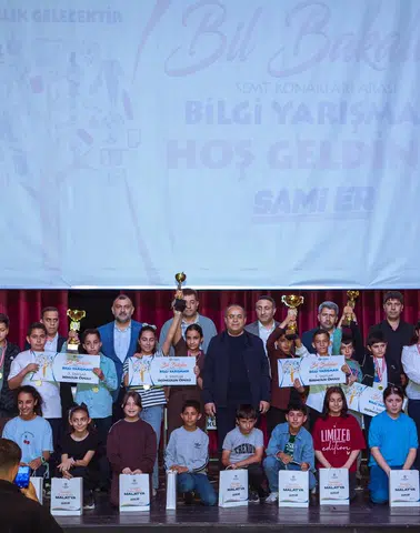 Malatya'da Bilgi Yarışması'nda Öğrenciler Rekabet Etti, Dereceye Girenler Ödüllendirildi