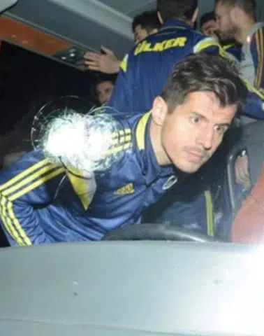 Bakan Gürlek'ten Flaş Açıklama: Fenerbahçe Otobüsüne Yapılan Saldırıyla İlgili Önemli Gelişmeler!