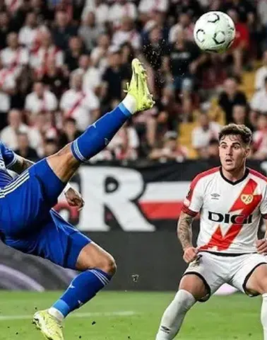 Rayo Vallecano Strasbourg Engelini Tek Golle Geçti
