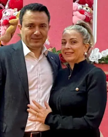Mahmut Tuncer'in oğlu Mehmet Umut Tuncer'in eşi Aslı içil Tuncer kimdir ne iş yapar?