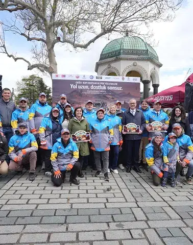 İpek Yolu Rallisi 20. Kez Yola Çıktı: Durak Sultanahmet