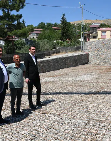 Başkan Karaca Ceceli'de Sahaya İndi! Taziye Evinde Çalışmalar Hızlandı