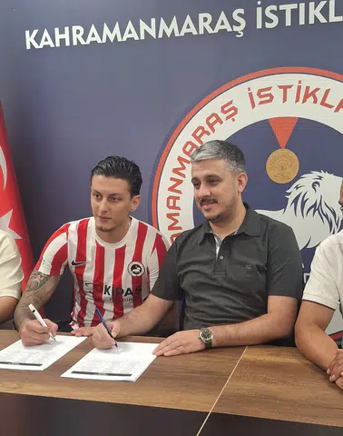 İstiklalspor Savunmasını Berk Taşkın ile Güçlendirdi!