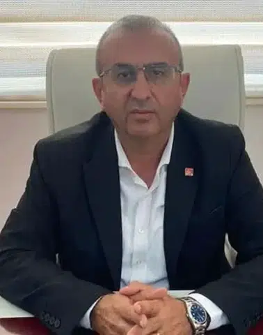 CHP Kahramanmaraş’ta Deprem: Ünal Ateş ve Yönetimi İstifa Ediyor!