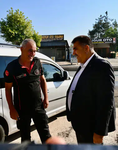 Başkan Karaca İstasyon Mahallesi Esnafıyla Buluştu