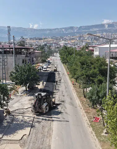 Köroğlu Caddesi'nde Altyapı Tamamlandı, Asfalt Çalışmaları Son Aşamaya Geldi