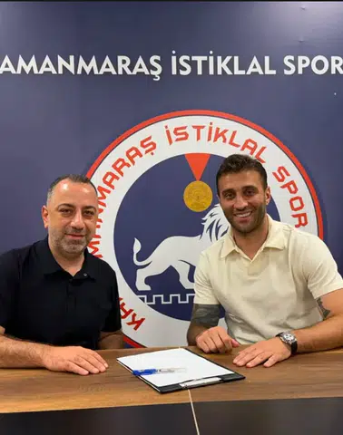 Alpaslan Öztürk Yeniden Kırmızı-Beyaz Formayı Giyecek