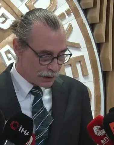 Erdal Beşikçioğlu Görevden Uzaklaştırıldı
