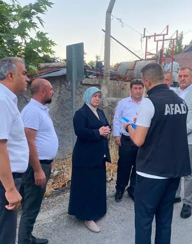 Ak Parti Kahramanmaraş Milletvekili Köksal, Teşkilat Üyeleri ve Vatandaşlarla Buluştu