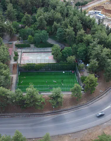 Kahramanmaraş’ta eski halı saha baştan sona yenileniyor