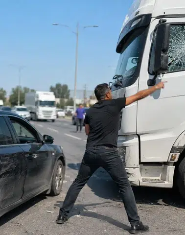 Mersin’de Kaza Sonrası Şoke Eden Anlar