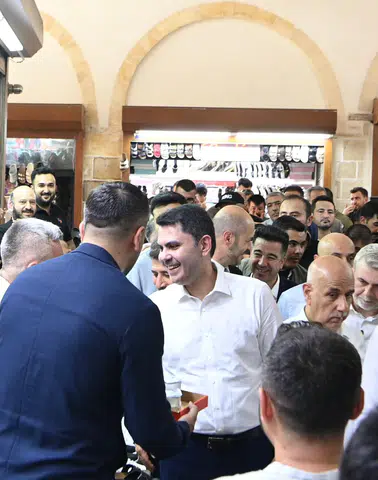 Bakan Kurum’dan Tarihi Kapalı Çarşı Esnafına Ziyaret