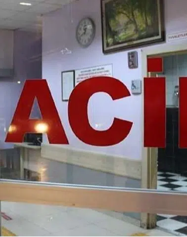 Zeytinburnu açıklarında gemide zehirlenme paniği! 4 kişi hastanede