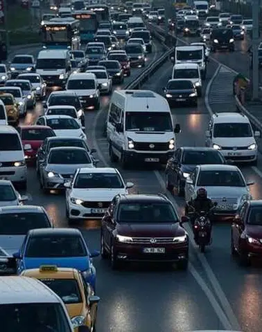 7 ayda 1,17 milyon taşıt trafiğe çıktı... Gri renk halen tercih sebebi