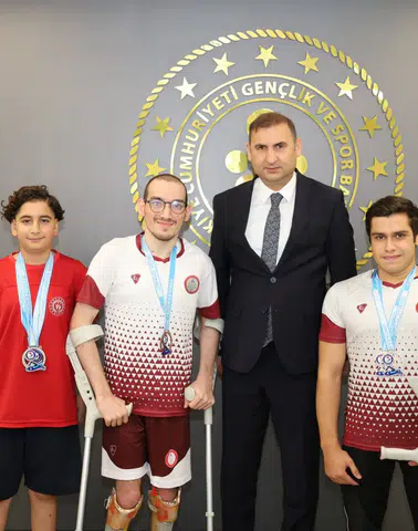 Kahramanmaraşlı Yüzücüler Türkiye’de Dereceye Girdi!
