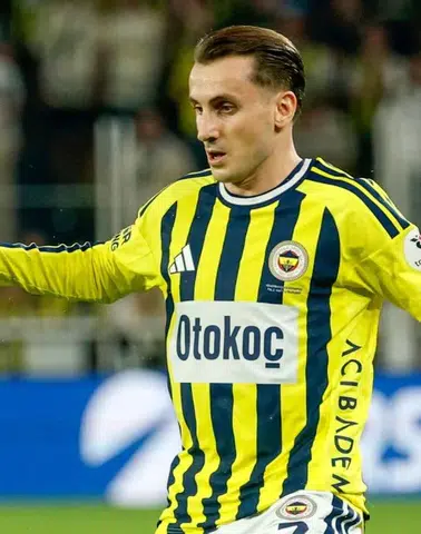 Fenerbahçe Konyaspor’u 4-2 Mağlup Etti