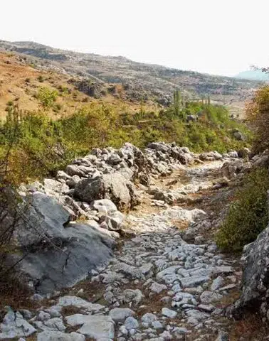 Dağların Arasında Binlerce Yıllık Güzergâh: Göksun’un Dağlarında Saklı Antik Yollar